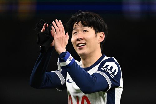 Ngả mũ với Son Heung-min