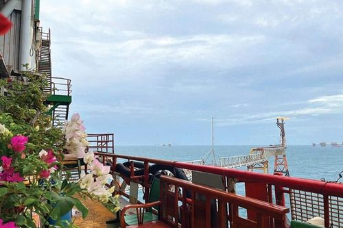 Vietsovpetro - Gieo màu xanh trên những công trình biển
