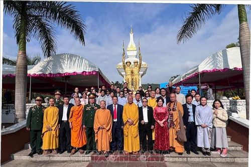 Tưởng niệm các anh hùng liệt sĩ quân tình nguyện Việt Nam tại Lào