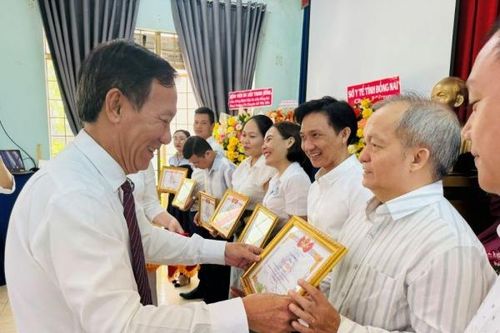 Tiến tới loại trừ bệnh phong khỏi cộng đồng