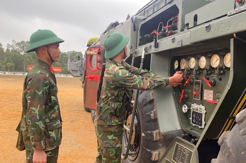 Mô hình bệ phóng tên lửa