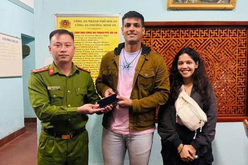 Tìm nhanh điện thoại thất lạc cho du khách