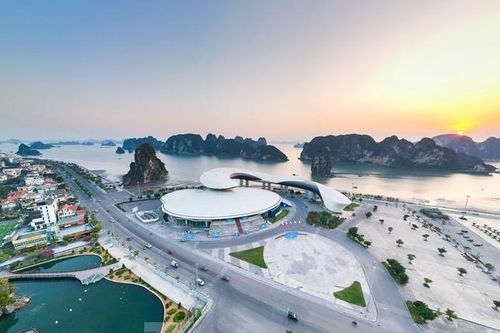 Tại sao Hạ Long không thể đi đầu, trở thành đô thị toàn cầu?
