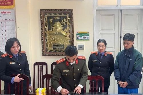 Phá đường dây làm giả tài liệu của cơ quan, tổ chức