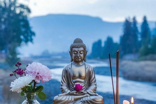 Pháp sư Đàm Hư khuyên người niệm Phật