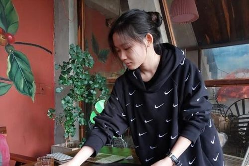 Nữ thủ khoa người Nùng cùng nỗ lực vượt khó vươn lên nghịch cảnh