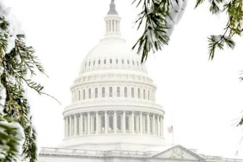 Mỹ: 'Giặc rét' ập đến, thủ đô Washington trong tình trạng khẩn cấp, Quốc hội vẫn họp về chiến thắng của ông Trump