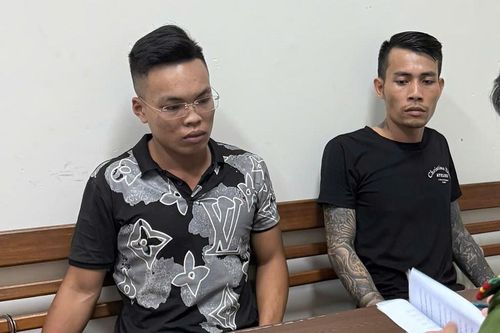 Tìm người liên quan