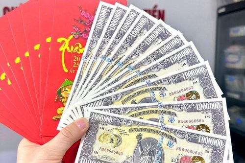 Săn lùng tiền mạ vàng làm quà lì xì Tết
