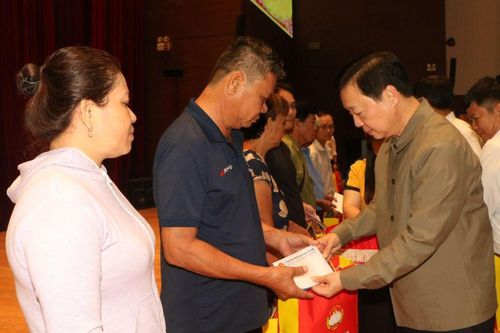 Phó Thủ tướng Trần Hồng Hà thăm, tặng quà tết ở Bình Dương, Bà Rịa - Vũng Tàu