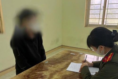 Đăng tải nội dung đồi trụy, học sinh lớp 12 bị xử phạt