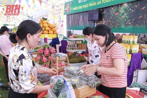 Thúc đẩy phát triển hạ tầng thương mại miền núi