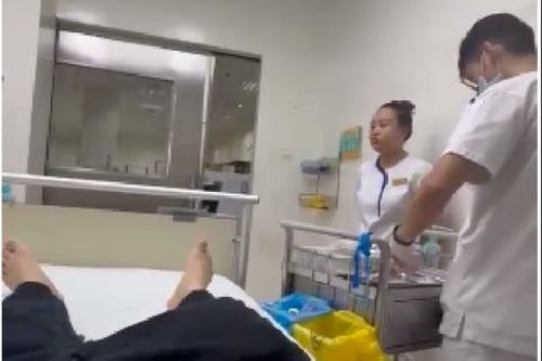 Nhập viện cấp cứu sau khi vào spa... tiêm 'giải độc gan'