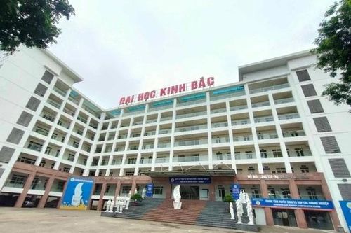 Trường đại học hủy trúng tuyển cao học với bà Đào Thị Bích Thủy