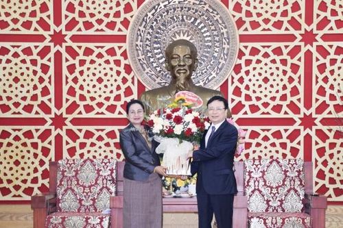 Khắc sâu tình hữu nghị Việt - Lào