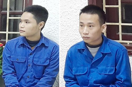 Đôi bạn cùng quê sa chân vào miền tối