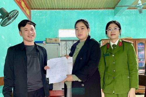 'Hoảng hốt' khi nhận được 1,7 tỷ đồng từ tài khoản lạ