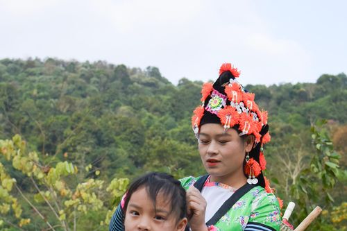 Góp tết ấm cho đồng bào nghèo