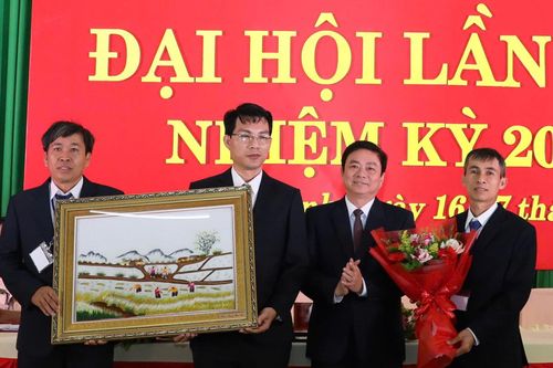 Đại hội Đảng bộ xã Cam Thịnh Đông lần thứ XIII, nhiệm kỳ 2025 - 2030