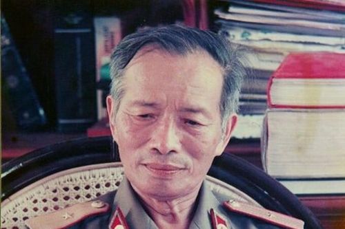 Vị tướng huyền thoại ngành quân y: 'Phù thủy chữa bỏng' của Việt Nam, người thực hiện ca ghép thận đầu tiên trong nước