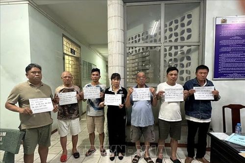 Triệt phá tụ điểm đánh bạc lớn ở Bình Dương
