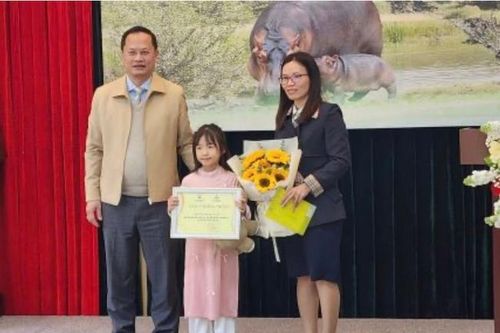 Bé hà mã trong Vườn thú Hà Nội có 'tên khai sinh' Mã Nam