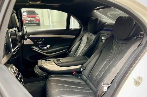 5 xe cũ biểu tượng của đại gia tầm giá Camry mua chơi Tết: Có chiếc siêu sang cỡ Rolls-Royce, ngồi cực êm