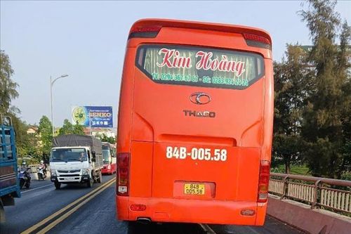 Tai nạn trên cầu Rạch Miễu gây kẹt xe kéo dài