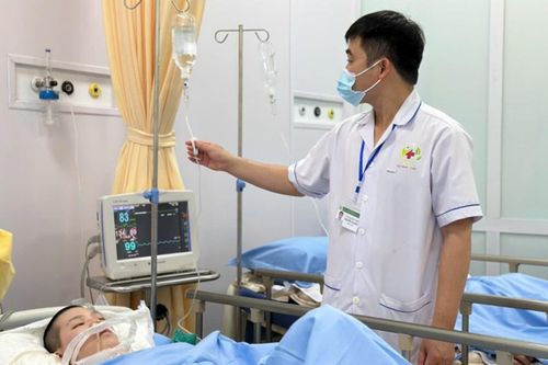 Bệnh viện sẵn sàng ứng trực cấp cứu, điều trị người bệnh dịp Tết