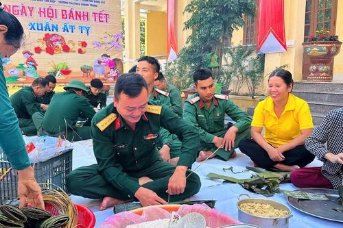 Sôi động ngày hội bánh chưng xanh mừng Đảng, mừng xuân Ất Tỵ 2025