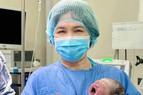 Nhiều bé 'Na' đáng yêu chào đời trong đêm giao thừa tại Đồng Nai