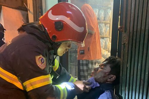 Mỗi đêm qua đi bình yên mới là mùa xuân đích thực