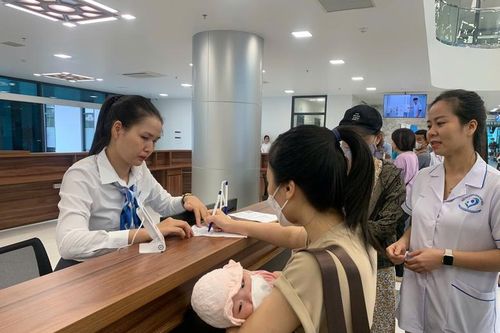 Từ 1/3, giải quyết 70% thủ tục hành chính trong khám chữa bệnh tại địa phương