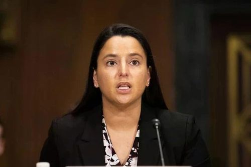 Thẩm phán liên bang chặn kế hoạch đóng băng tài trợ của chính quyền Trump