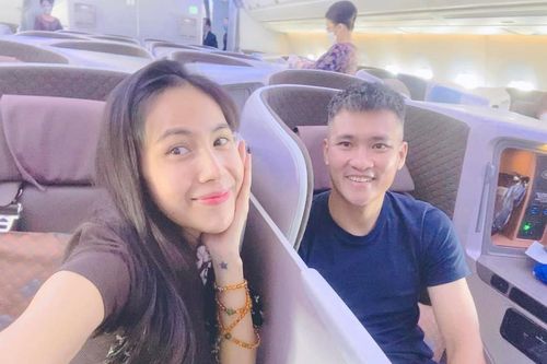 Thủy Tiên hiếm hoi xuất hiện cùng Công Vinh sau tin đồn rạn nứt