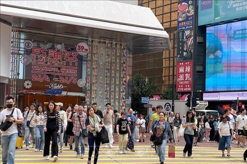 Hong Kong cảnh báo số ca nhiễm cúm tăng đột biến sau kỳ nghỉ Tết
