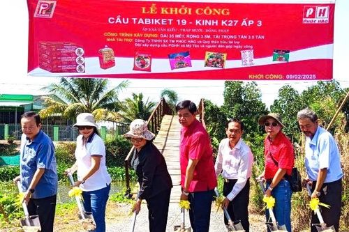 Khởi công xây dựng 2 cầu nông thôn tại xã Tân Kiều