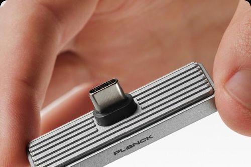 Ổ SSD di động nhỏ nhất thế giới, chỉ bằng một gang tay