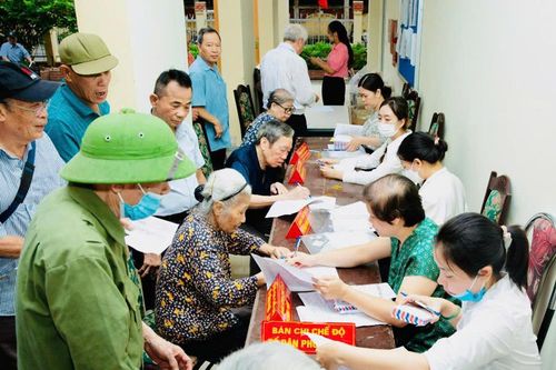 Chi trả trợ cấp cho 78.000 đối tượng hưởng trợ cấp ưu đãi người có công