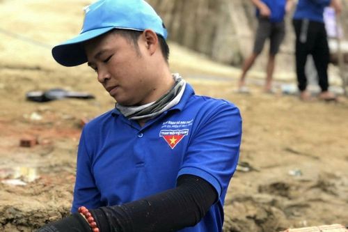 Đề cử Giải thưởng Gương mặt trẻ Việt Nam tiêu biểu 2024: Hiên Cuôn