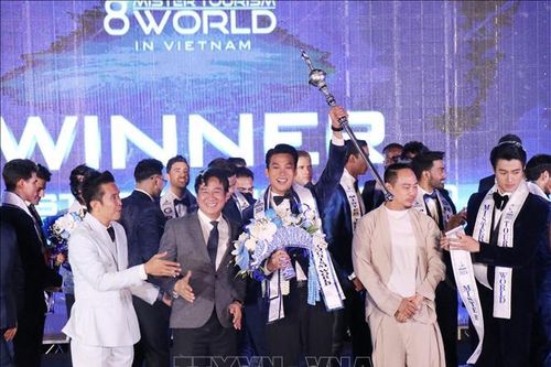 Đại diện Việt Nam đăng quang Nam vương Du lịch Thế giới 2025