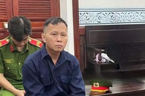 3 con nghiện đang giao dịch mua bán ma túy thì bị công an ập vào bắt quả tang