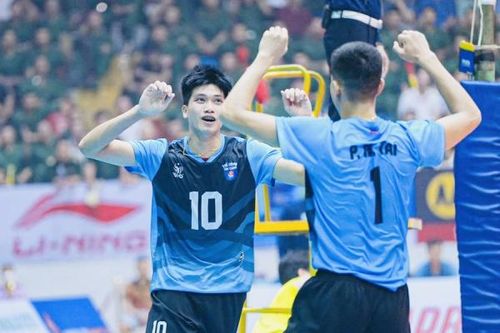Chấp nhận đứng ngoài cuộc đua ngoại binh