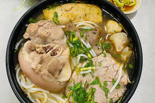 Cách nấu bún bò ngon chuẩn vị tại nhà