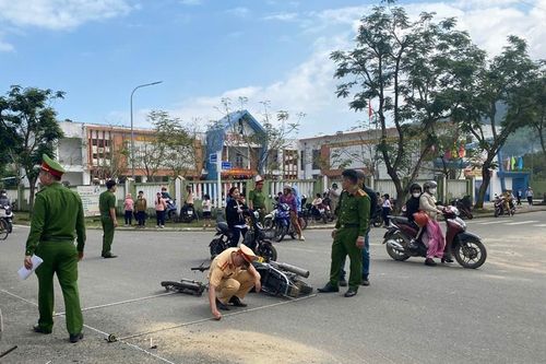 Kiểm sát dựng lại hiện trường vụ tai nạn giao thông
