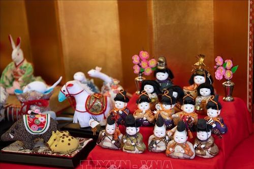 Hàng nghìn búp bê Hina chào đón 'Ngày của bé gái' ở Nhật Bản