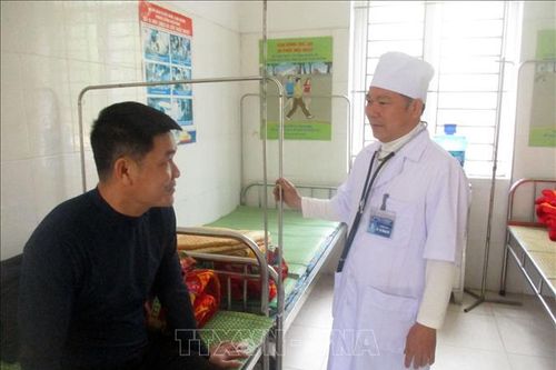 Nhiều thầy thuốc tâm huyết, gắn bó với người dân vùng cao