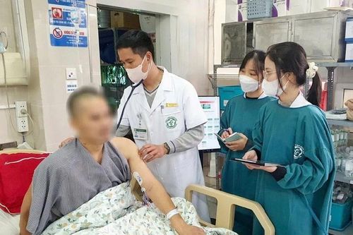 Chảy máu ồ ạt do 1,5 mét ruột bị hoại tử