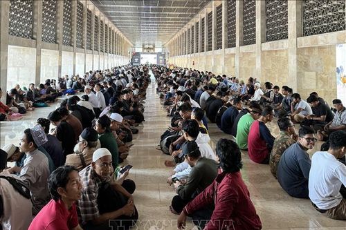 Tháng lễ Ramadan bắt đầu tại Indonesia