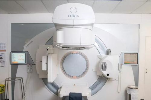 Phản ứng tổng hợp hạt nhân hay cuộc cách mạng y tế và năng lượng